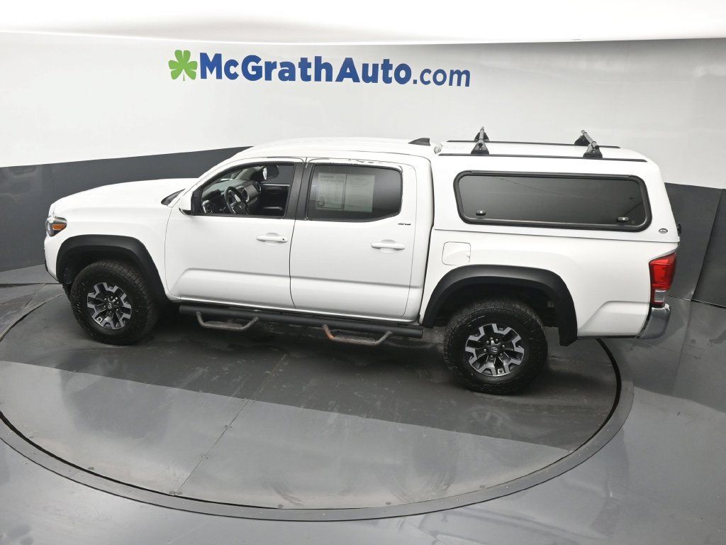 Used 2017 Toyota Tacoma SR5 w/ Tow Package AWD/4WD image 24