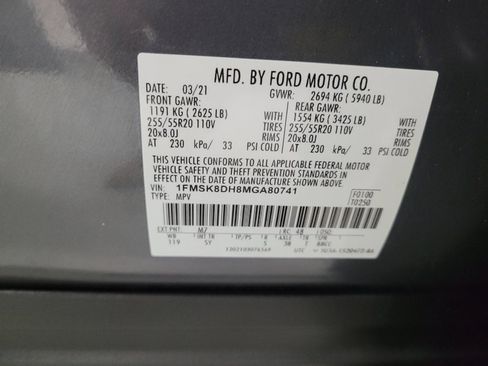 Used 2021 Ford Explorer XLT w/ Equipment Group 202A AWD/4WD image 33