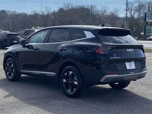 New 2026 Kia Sportage LX image 4