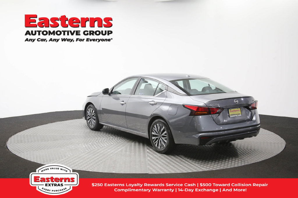 Used 2024 Nissan Altima 2.5 SV FWD image 67
