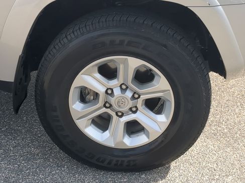 Used 2023 Toyota 4Runner SR5 Premium w/ Moonroof Package image 19