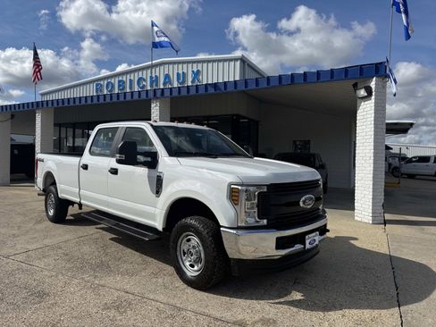Used 2018 Ford F250 XL w/ Power Equipment Group image 1