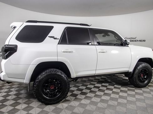 Used 2021 Toyota 4Runner TRD Off-Road Premium AWD/4WD image 4