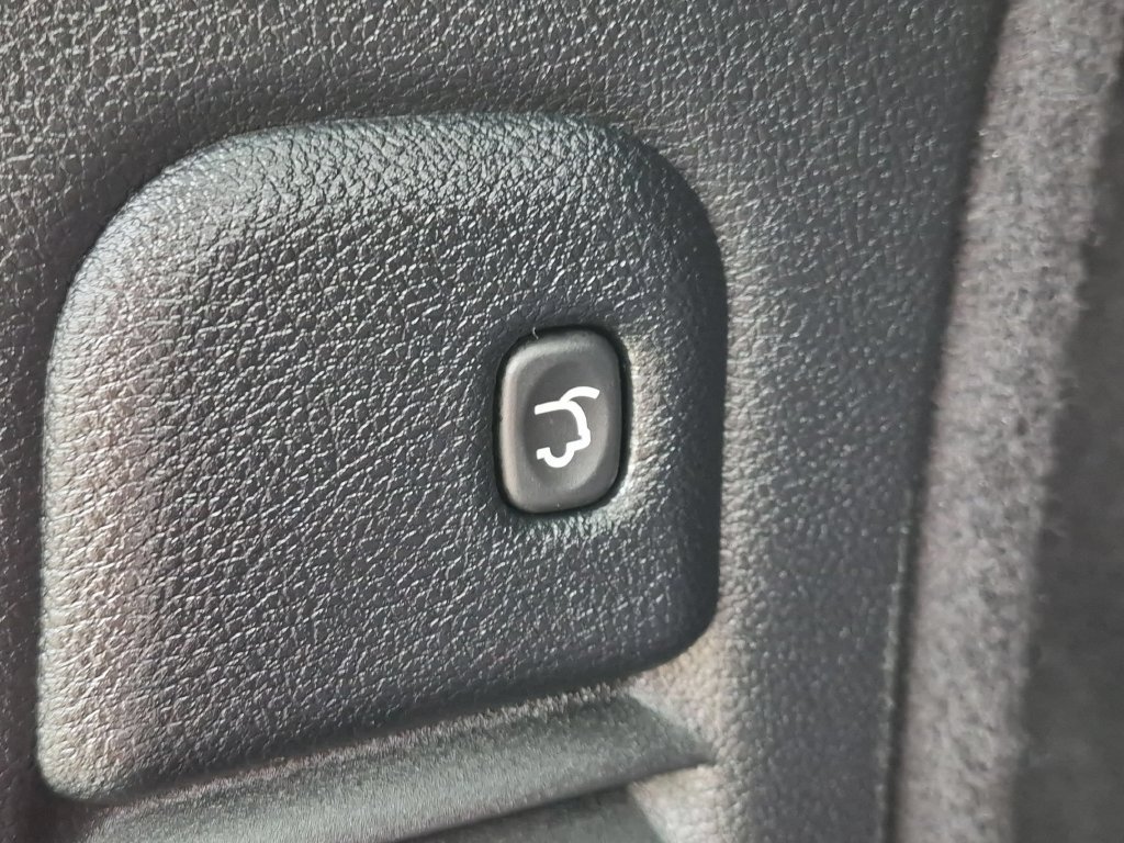 Used 2024 Dodge Durango SRT AWD/4WD image 10