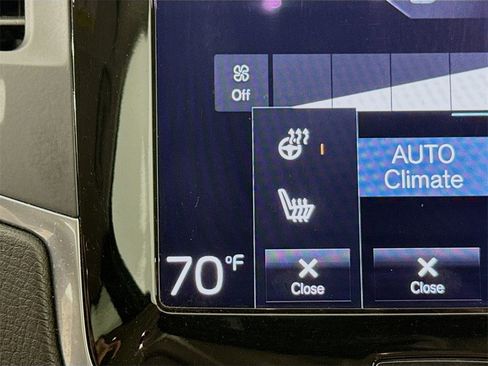 Used 2016 Volvo XC90 T5 Momentum image 21