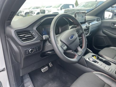 Used 2024 Ford Escape ST-Line image 10