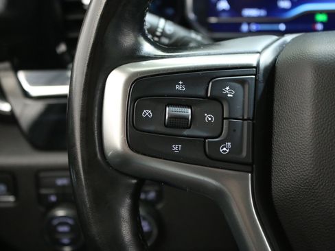 Used 2023 Chevrolet Silverado 1500 LT image 16