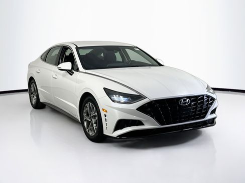 Used 2022 Hyundai Sonata SEL image 3