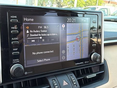 Used 2019 Toyota RAV4 Limited AWD/4WD image 36