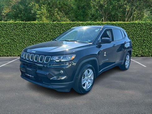 Used 2022 Jeep Compass Latitude w/ Convenience Group FWD image 5