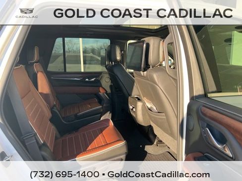 Used 2023 GMC Yukon Denali Ultimate image 8