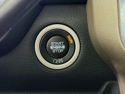 Used 2019 RAM 2500 Laramie AWD/4WD image 19