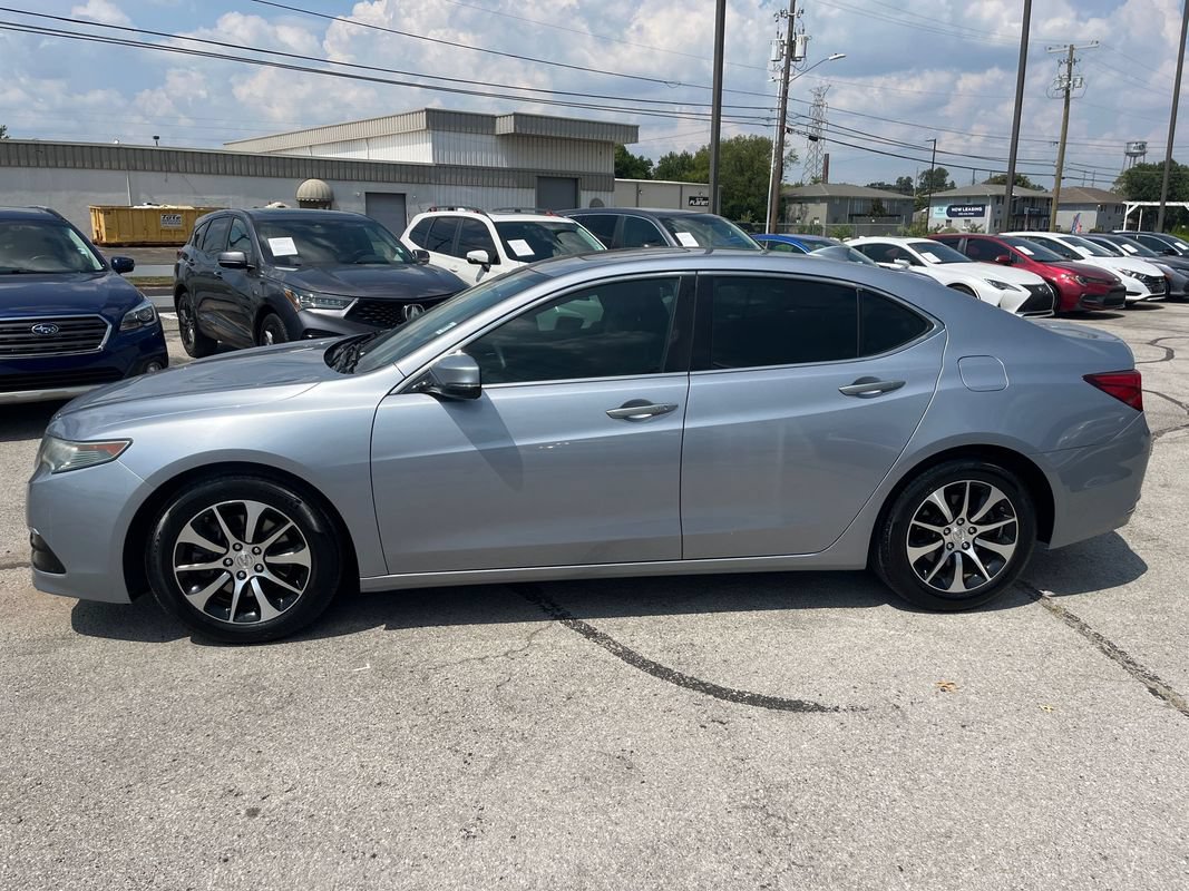 Used 2016 Acura TLX FWD image 2