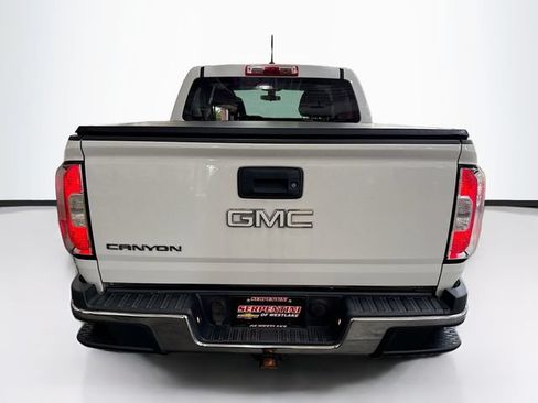 Used 2017 GMC Canyon 2WD Crew Cab w/ Convenience Package image 7