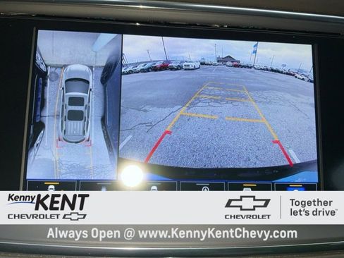 Certified 2023 Buick Enclave Avenir w/ Avenir Technology Package image 6