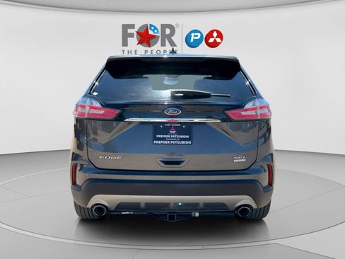 Used 2020 Ford Edge SEL w/ Convenience Package image 4