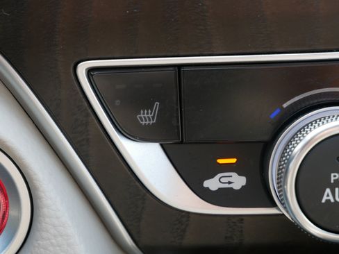 Used 2019 Honda Accord EX-L image 28
