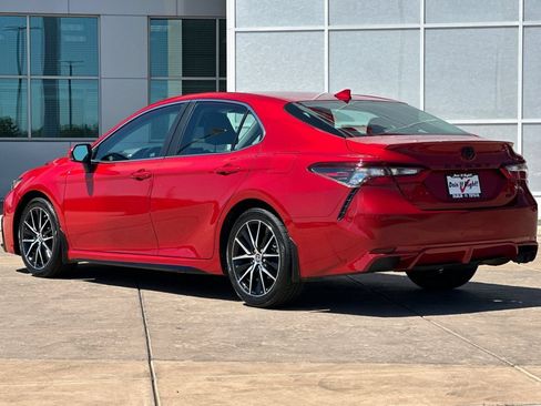 Certified 2024 Toyota Camry SE FWD image 8