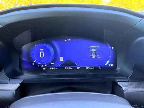 Used 2020 Ford Explorer Platinum w/ Premium Technology Package image 37