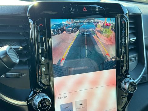 Used 2025 RAM 2500 Laramie w/ Night Edition image 27