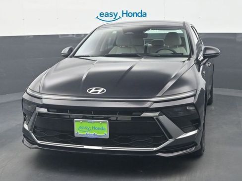 Used 2025 Hyundai Sonata SEL image 3