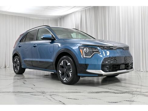 New 2026 Kia Niro Wind w/ Wind Preserve Package FWD image 2