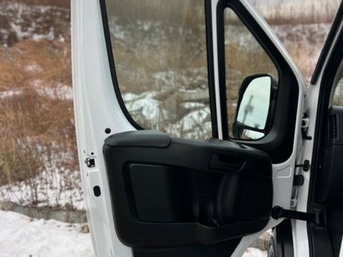 Used 2023 RAM ProMaster 2500 image 38
