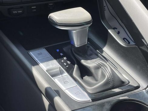 Certified 2023 Hyundai Elantra SEL w/ Convenience Package FWD image 31