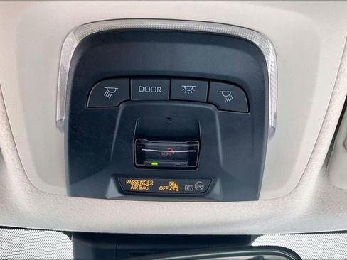 Used 2025 Toyota Corolla LE image 24