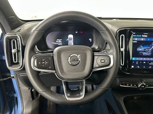 Used 2023 Volvo C40 P8 Recharge Plus image 14