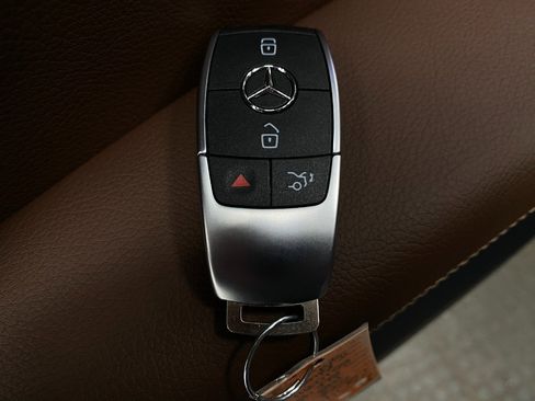 New 2026 Mercedes-Benz GLE 450 4MATIC image 35