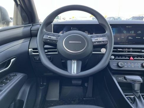 New 2026 Hyundai Santa Cruz SE FWD image 13