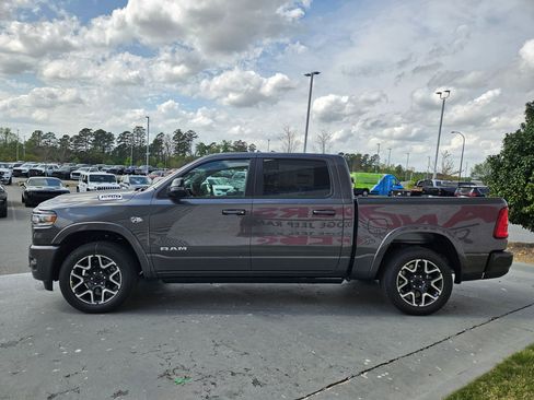 New 2026 RAM 1500 Laramie w/ Laramie Southwest Edition AWD/4WD image 4