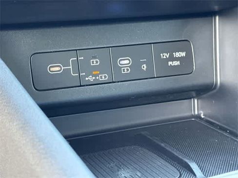 New 2025 Hyundai Sonata Limited image 24