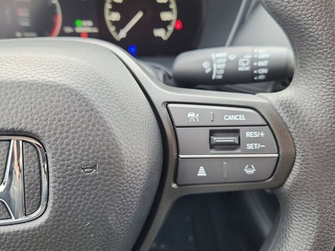 Used 2026 Honda HR-V LX image 11