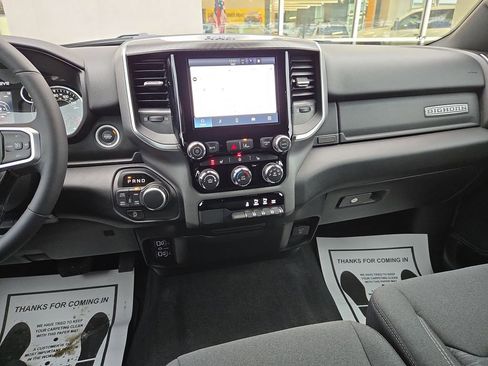 Used 2025 RAM 1500 Big Horn image 22