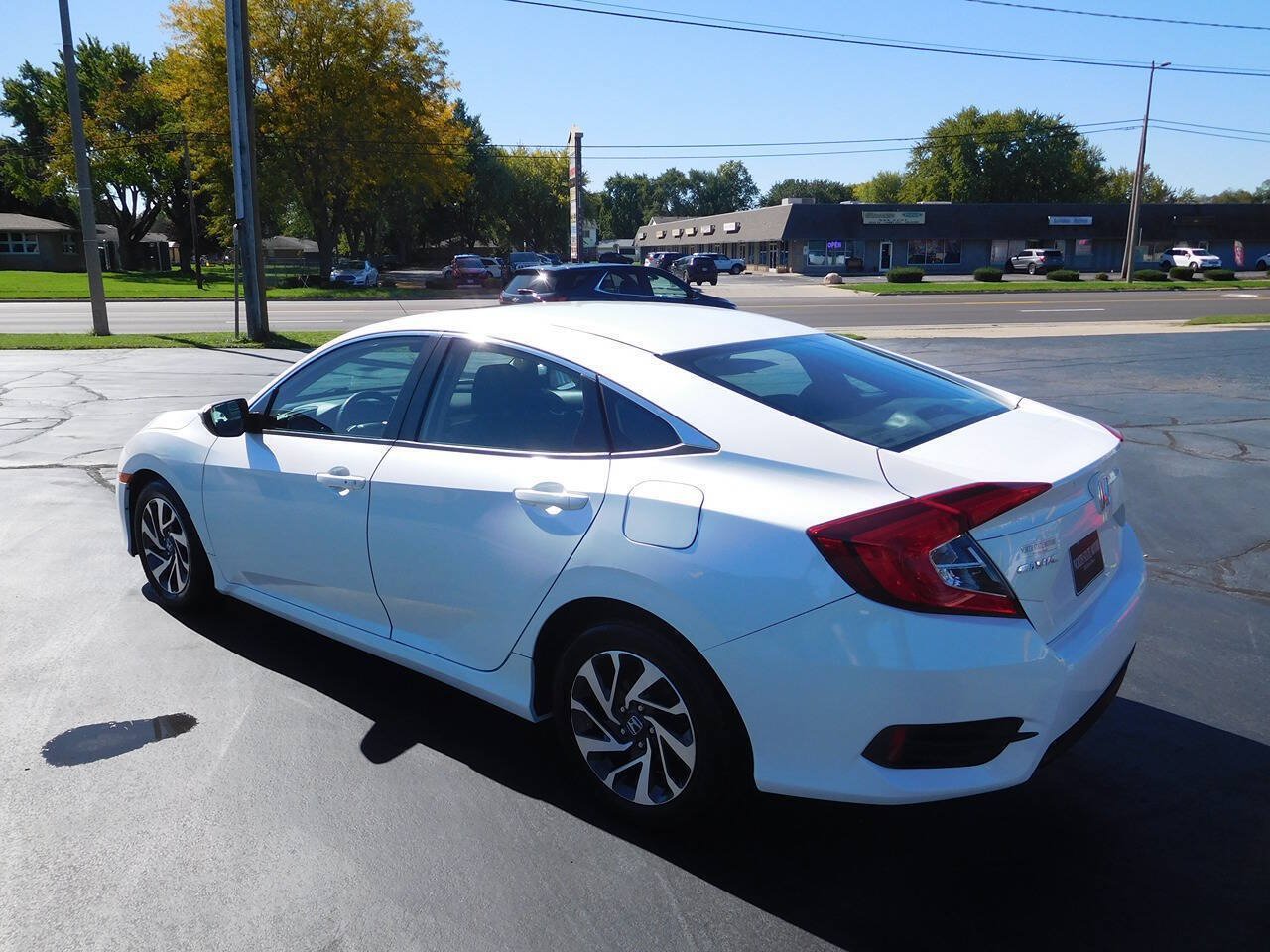 Used 2016 Honda Civic EX image 6