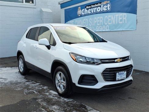 Certified 2022 Chevrolet Trax LS w/ Tint and Cruise Package image 1