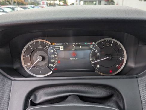 Used 2021 Land Rover Range Rover Velar R-Dynamic S image 10