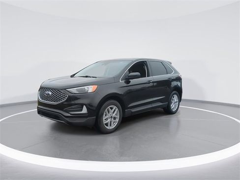 Used 2024 Ford Edge SEL image 4