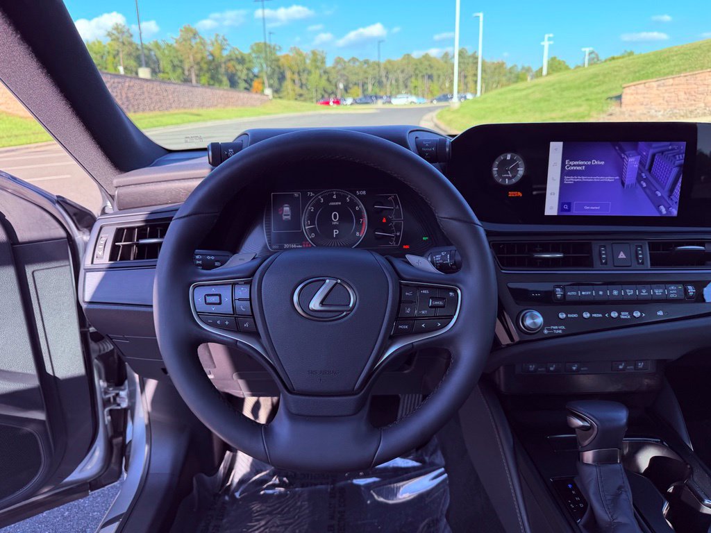 Certified 2024 Lexus ES 350 w/ Premium Package FWD image 19