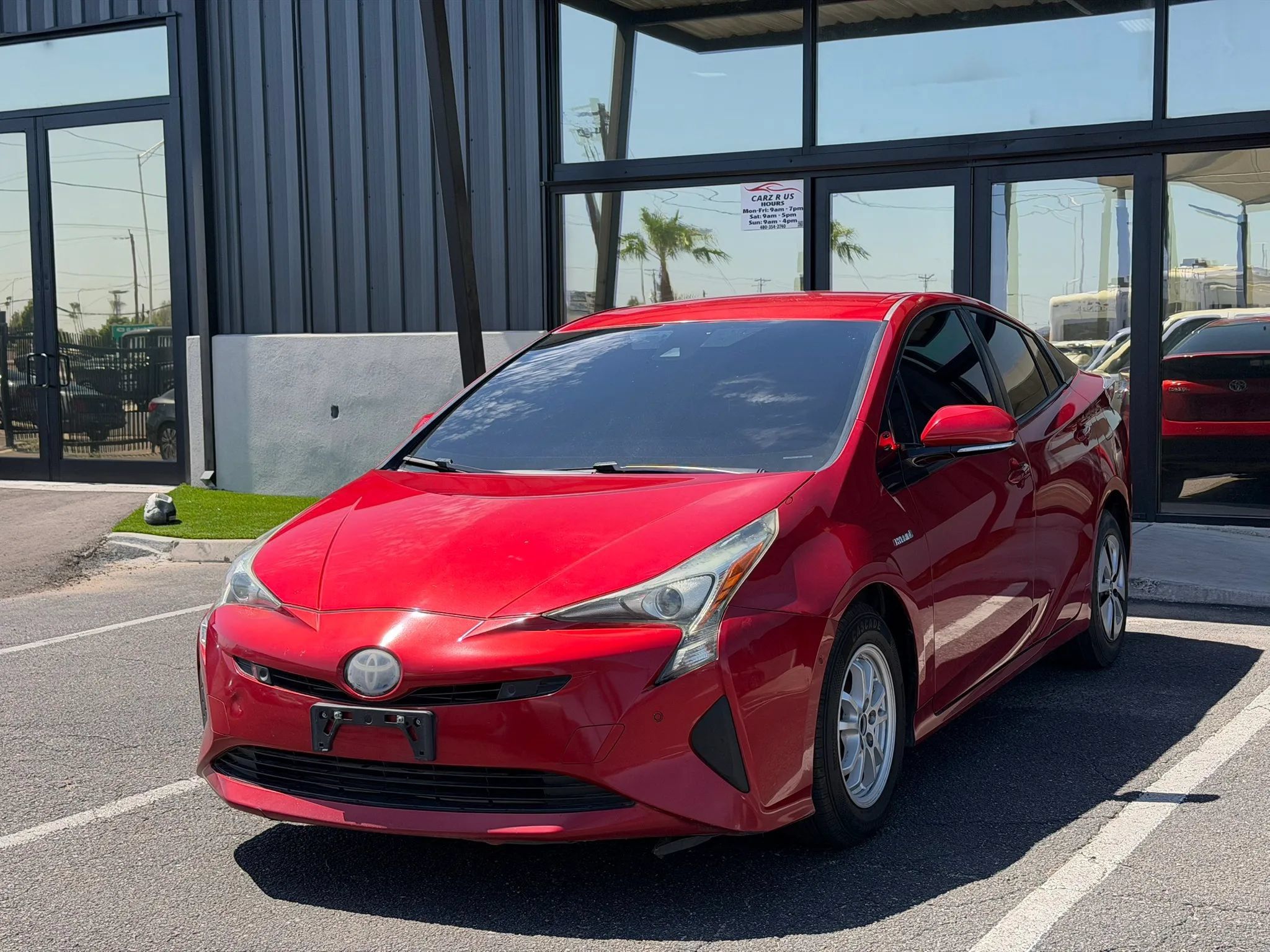Used 2018 Toyota Prius Two w/ Prius Two Safety Plus Package FWD image 1