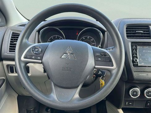 Used 2018 Mitsubishi Outlander Sport LE image 19