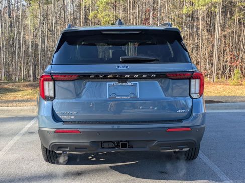 New 2026 Ford Explorer Active image 4