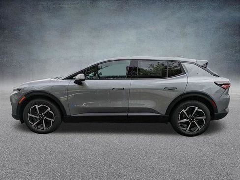 New 2026 Chevrolet Equinox EV LT image 7