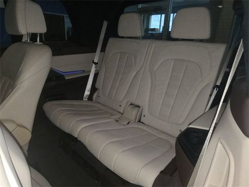 Used 2019 BMW X7 xDrive50i w/ M Sport Package image 24