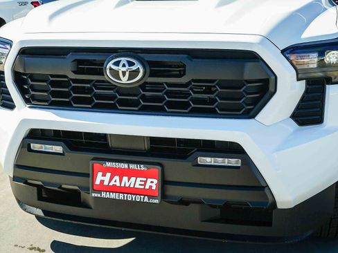 New 2026 Toyota Tacoma TRD Sport AWD/4WD image 9
