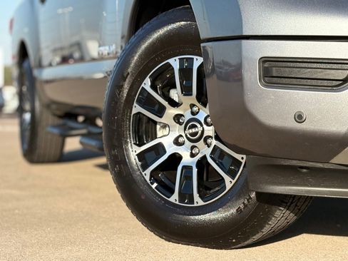 Certified 2024 Nissan Titan SV w/ SV Convenience Package RWD image 13
