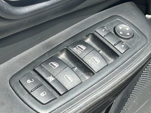 Used 2014 Jeep Cherokee Trailhawk w/ Leather Interior Group AWD/4WD image 28