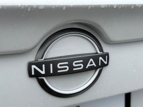 Used 2024 Nissan Sentra SR w/ SR Premium Package image 11